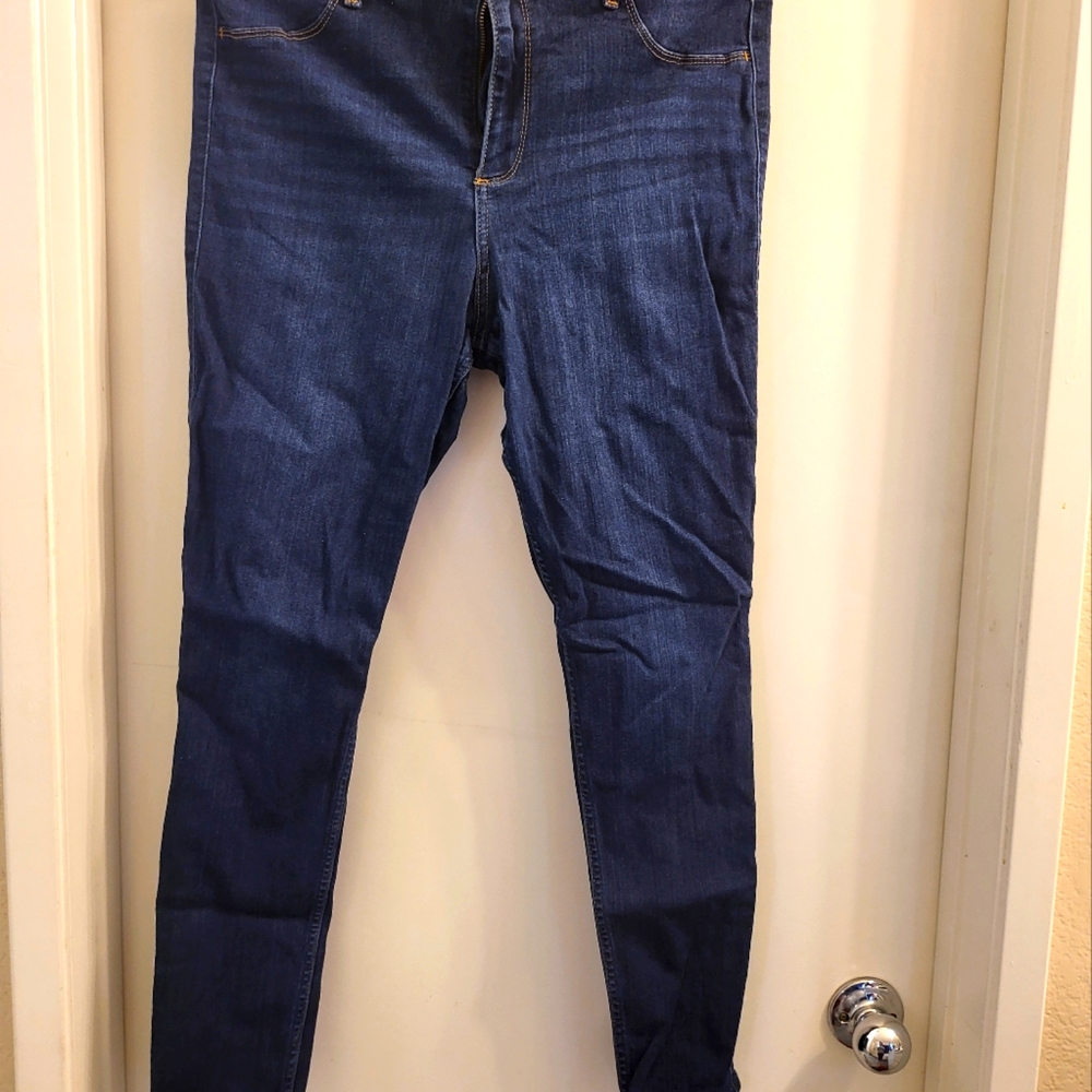 Curvy high rise jeans